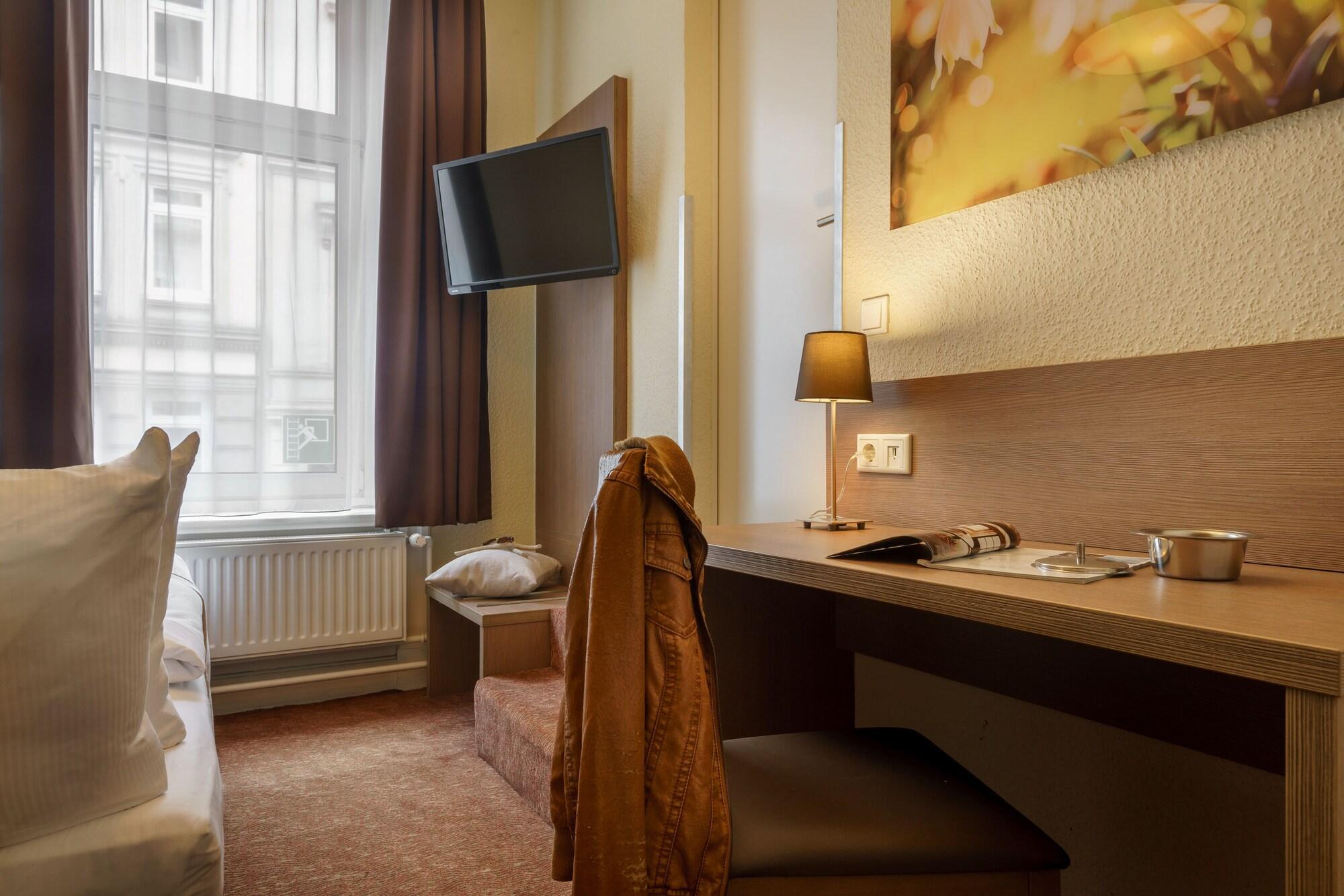 Hotel Alster Hamburk Exteriér fotografie
